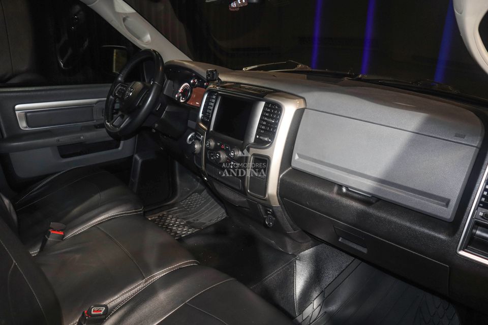 DODGE RAM 1500 TP 3600CC 4X2 2014