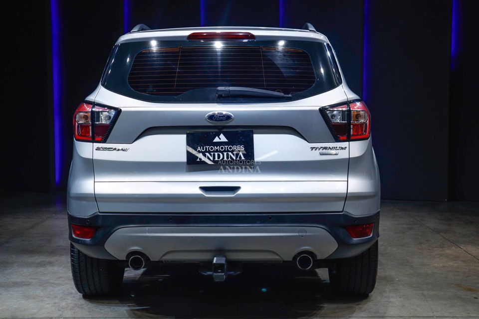 FORD ESCAPE TITANIUM TP 2000CC 4X2 2019