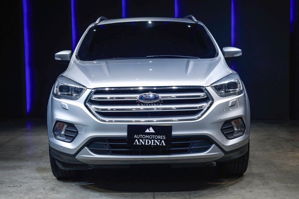 FORD ESCAPE TITANIUM TP 2000CC 4X2 2019
