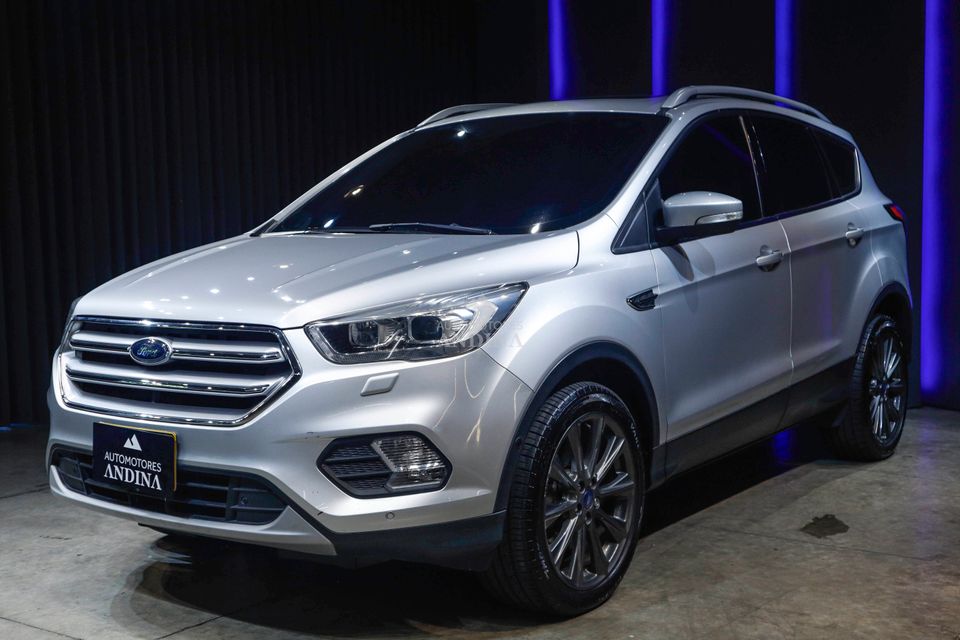 FORD ESCAPE TITANIUM TP 2000CC 4X2 2019