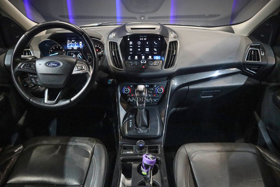 FORD ESCAPE TITANIUM TP 2000CC 4X2 2019