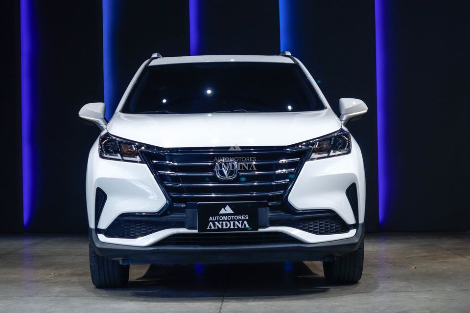 CHANGAN CS15 LUXURY PRO MT 1500CC AA 2AB ABS 2022