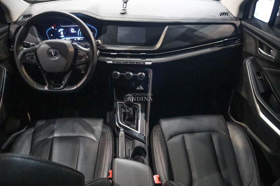 CHANGAN CS15 LUXURY PRO MT 1500CC AA 2AB ABS 2022