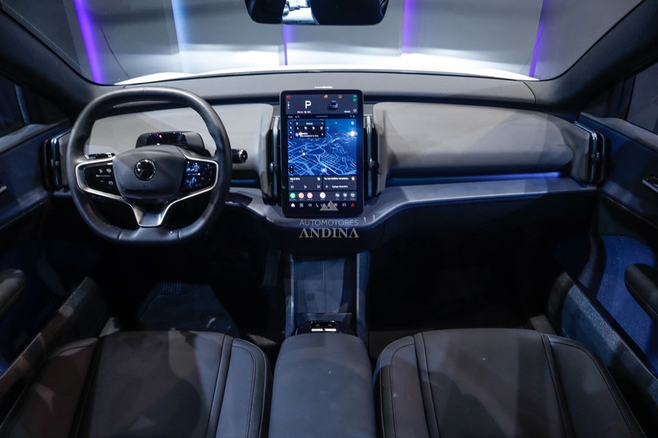 VOLVO EX30 EXTENDED RANGE ULTRA AT 203KW 4X2 2024
