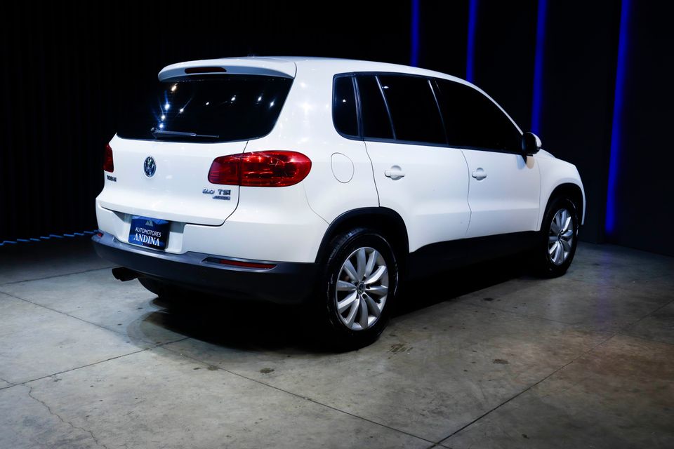 VOLKSWAGEN TIGUAN TREND & FUN TP 2000CC T 4X4 2013