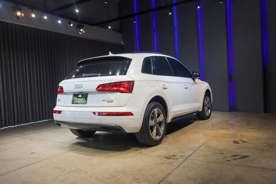 AUDI Q5 2.0 TFSI QUATTRO AMBITION TP 2000CC T CT 2019