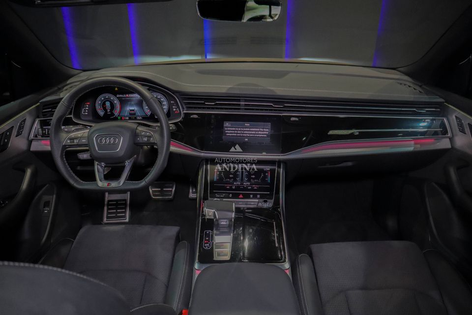AUDI Q8 55 TFSI QUATRO MHEV S LINE TP 3000CC T 6AB 2025