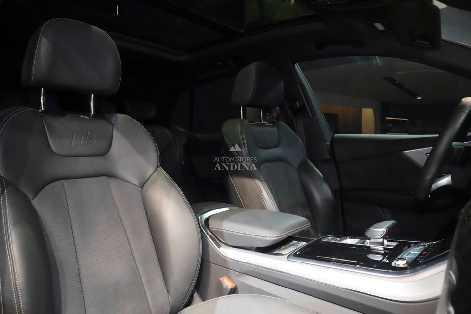 AUDI Q8 55 TFSI QUATRO MHEV S LINE TP 3000CC T 6AB 2025