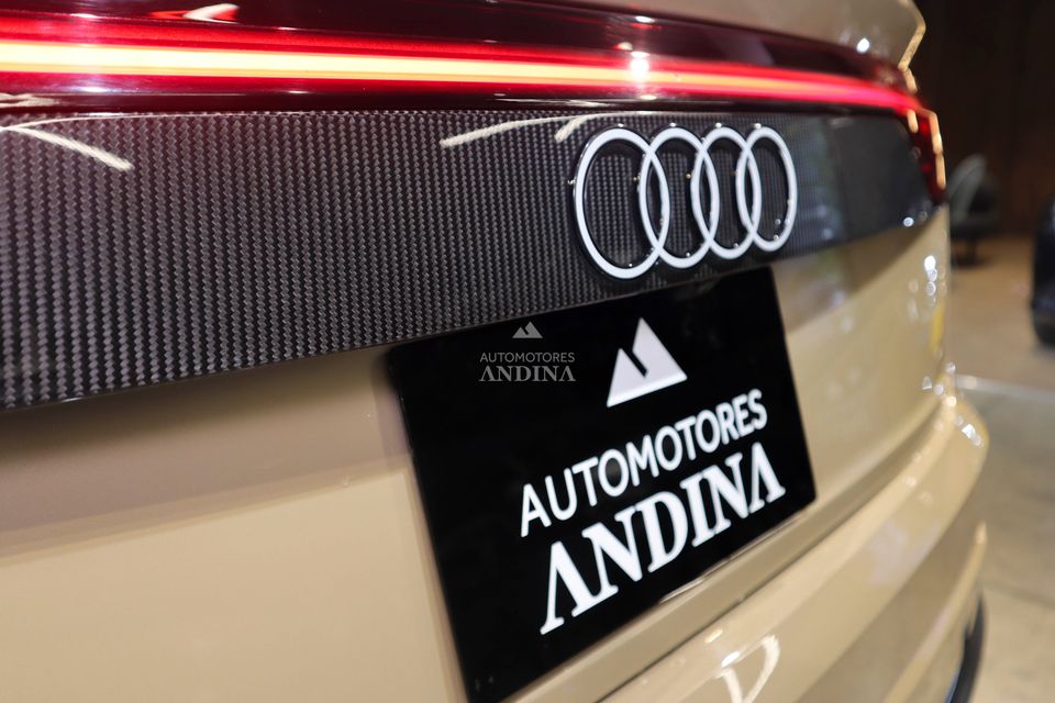 AUDI Q8 55 TFSI QUATRO MHEV S LINE TP 3000CC T 6AB 2025