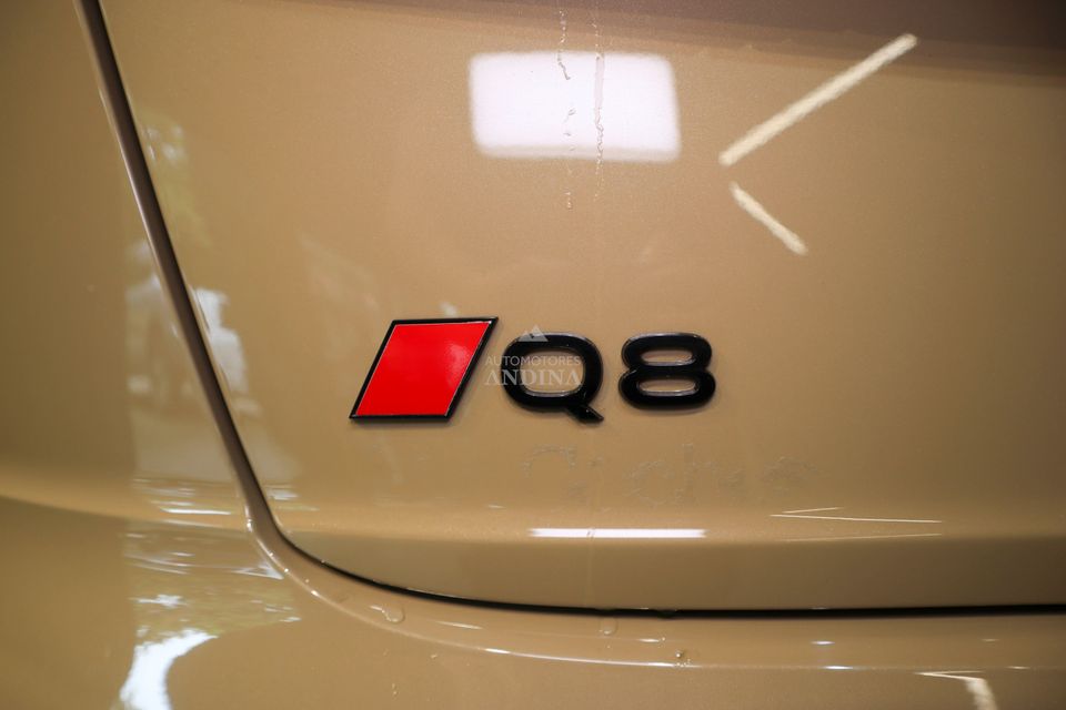 AUDI Q8 55 TFSI QUATRO MHEV S LINE TP 3000CC T 6AB 2025