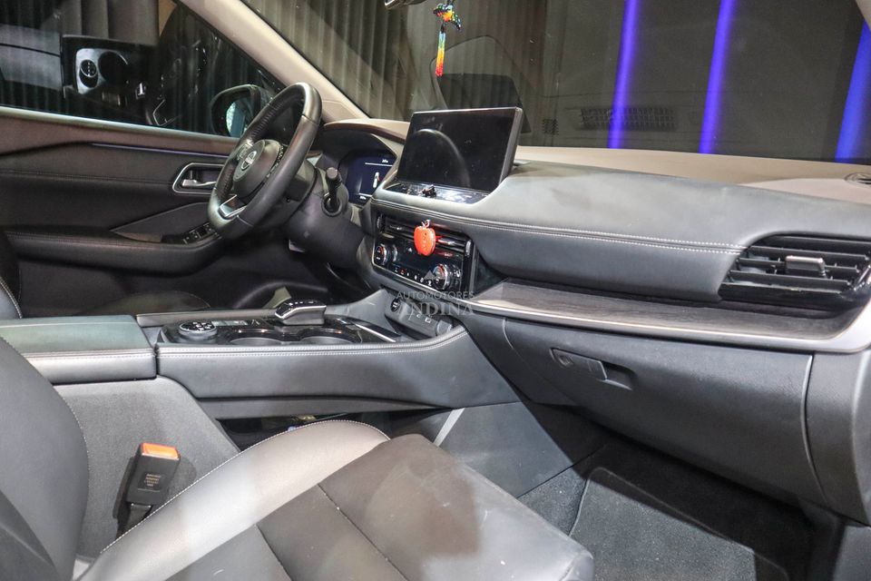 NISSAN X TRAIL E-POWER EXCLUSIVE AT 1500CC 6AB ABS 2025