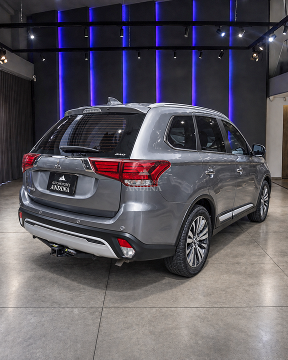 MITSUBISHI OUTLANDER KAITEKI FULL TP 2400CC 4X4 7PSJ 7AB CT TC 2023