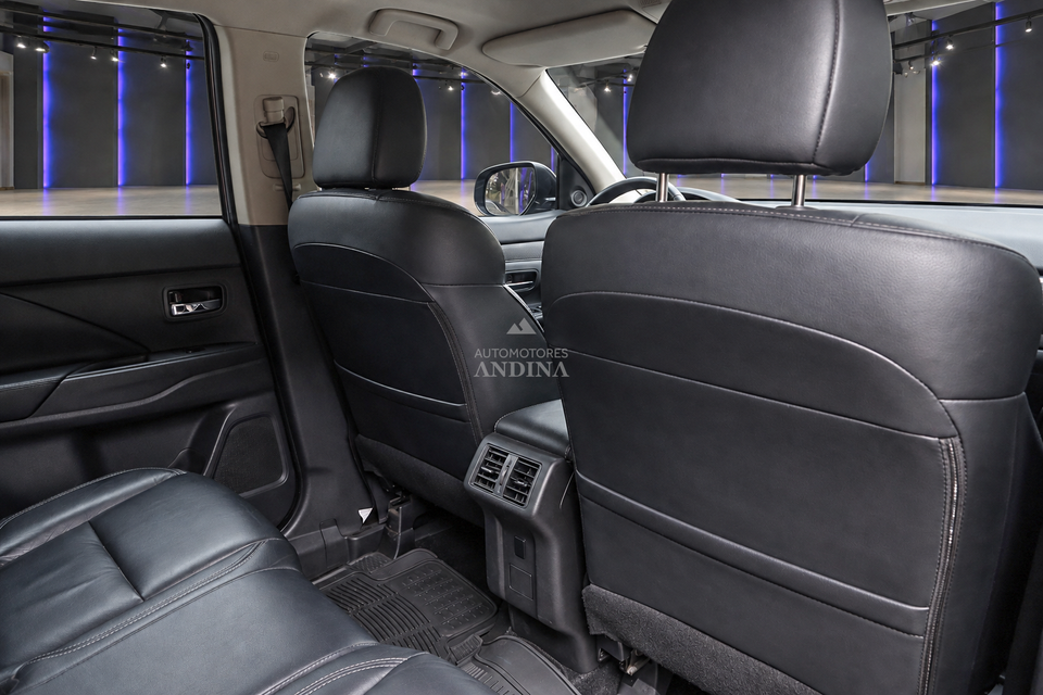 MITSUBISHI OUTLANDER KAITEKI FULL TP 2400CC 4X4 7PSJ 7AB CT TC 2023