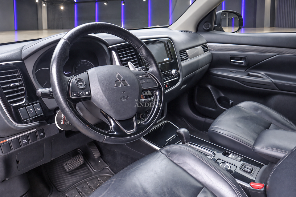 MITSUBISHI OUTLANDER KAITEKI FULL TP 2400CC 4X4 7PSJ 7AB CT TC 2023