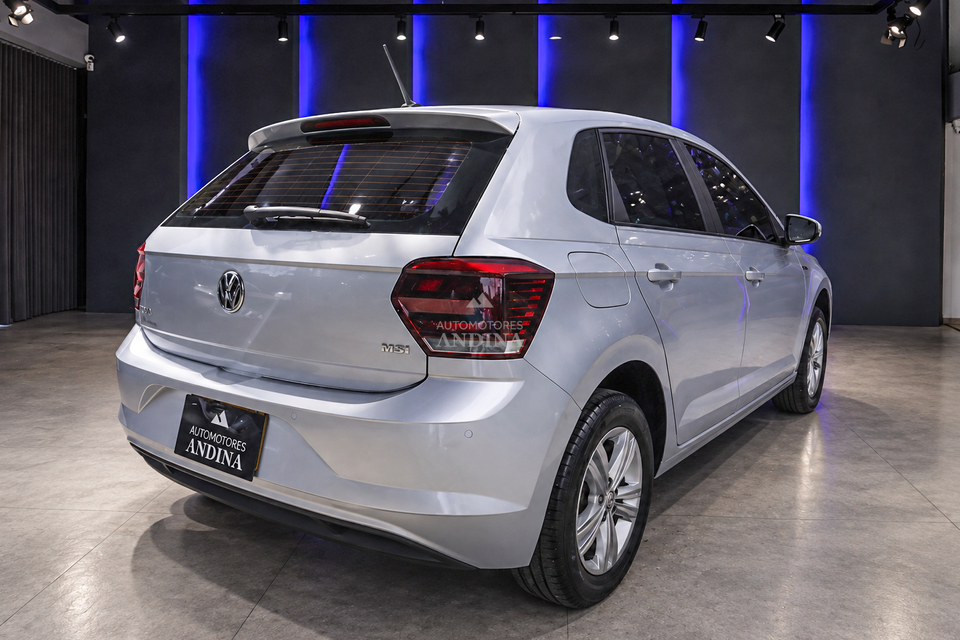 VOLKSWAGEN POLO COMFORTLINE TP 1600CC 4AB ABS R15 2022