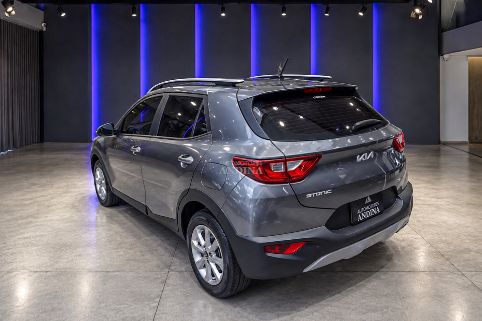 KIA STONIC DESIRE MT 1000CC T 6AB ABS 2026