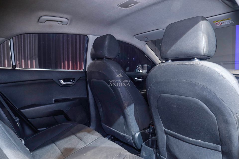 KIA RIO VIBRANT TP 1400CC 5P 2019