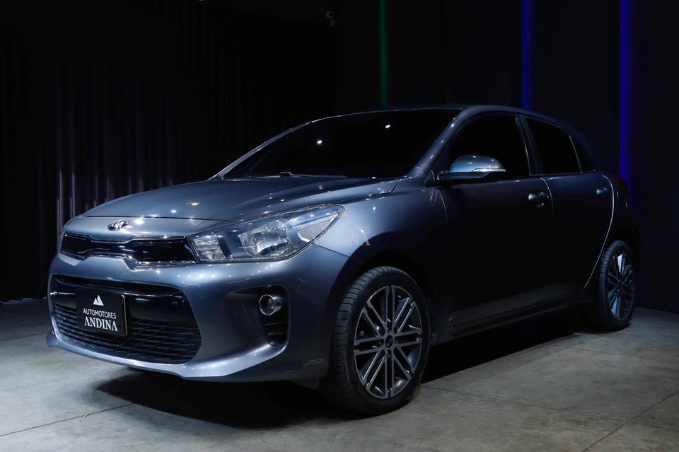 KIA RIO VIBRANT TP 1400CC 5P 2019