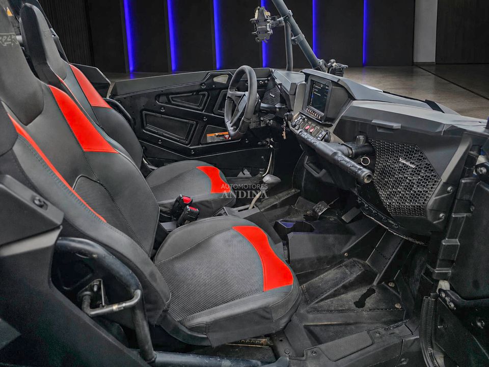 POLARIS RZR XP 1000 ULTIMATE 2025
