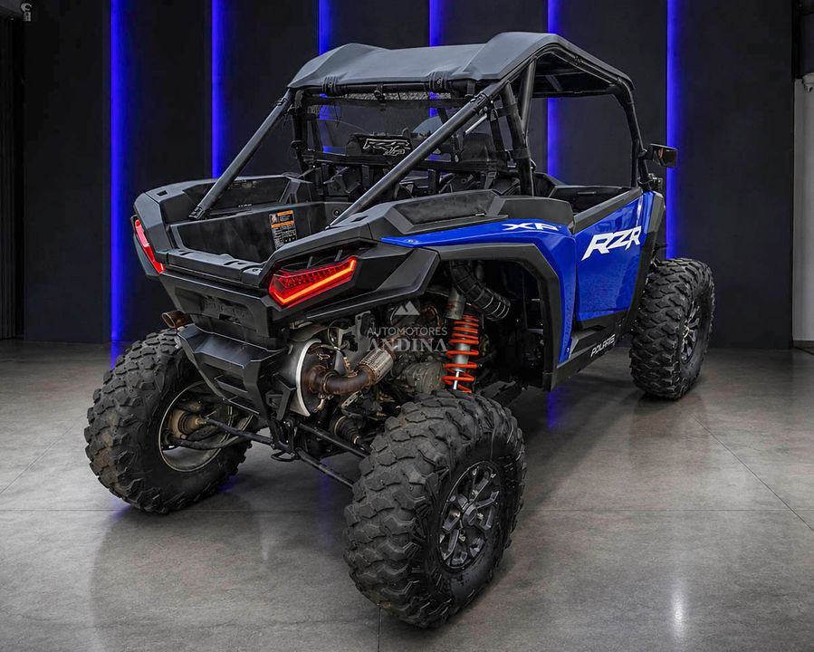 POLARIS RZR XP 1000 ULTIMATE 2025