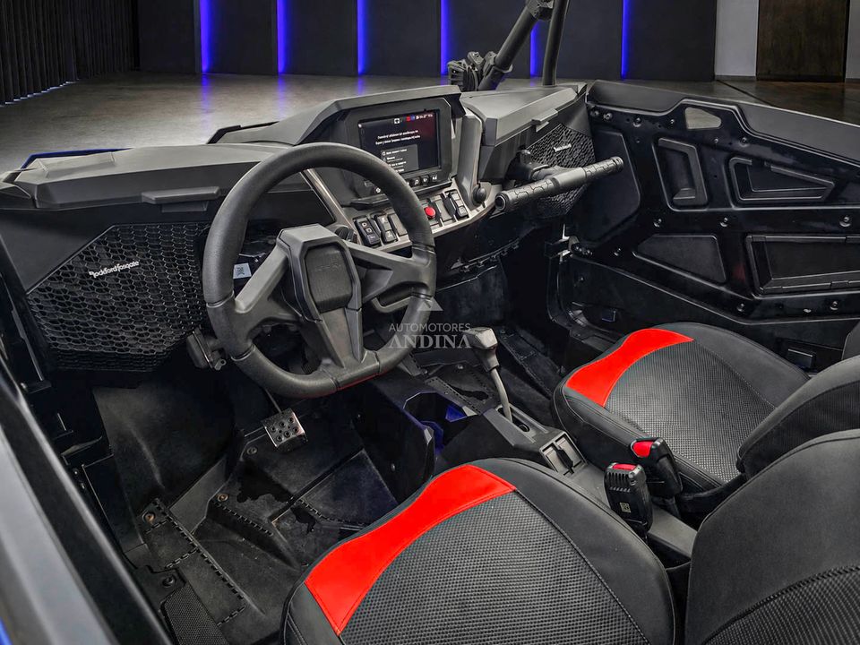 POLARIS RZR XP 1000 ULTIMATE 2025