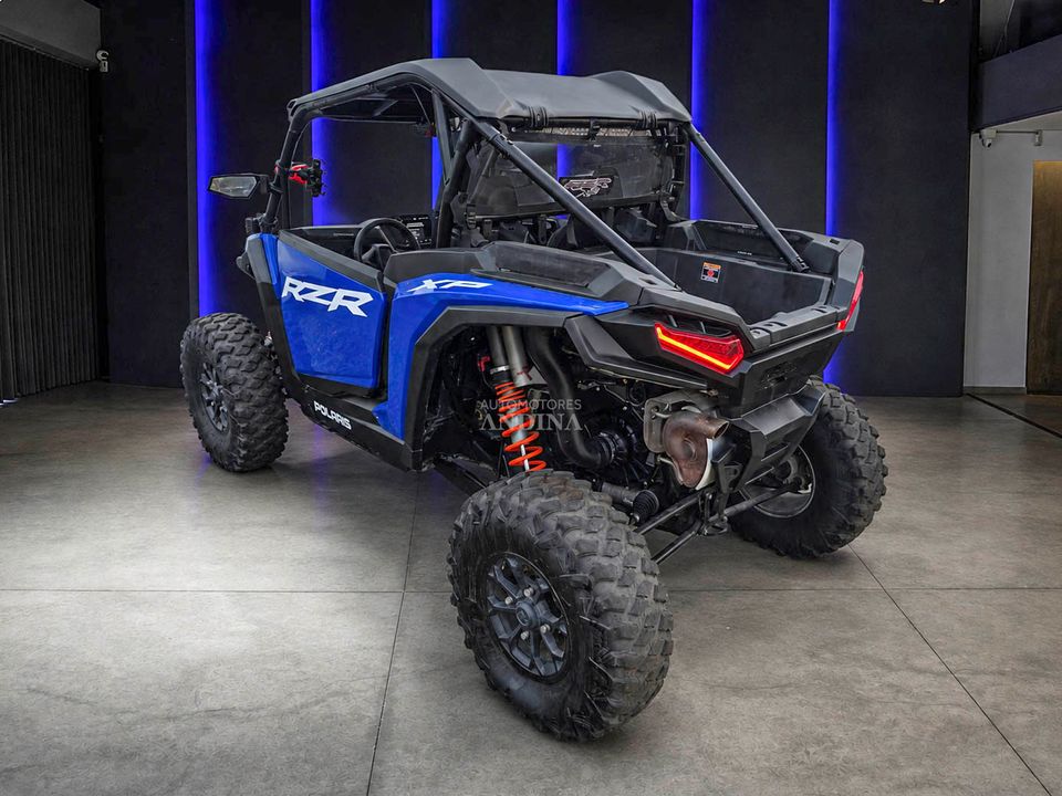POLARIS RZR XP 1000 ULTIMATE 2025