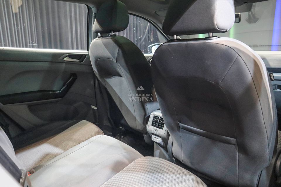 VOLKSWAGEN T-CROSS TRENDLINE TP 1600CC 6AB ABS CT R17 2020