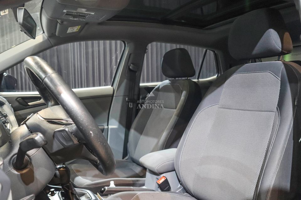 VOLKSWAGEN T-CROSS TRENDLINE TP 1600CC 6AB ABS CT R17 2020