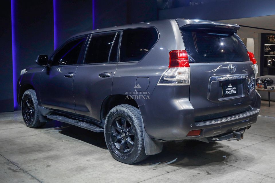 TOYOTA PRADO TX AMBISSION AT 4000CC 5P 2013