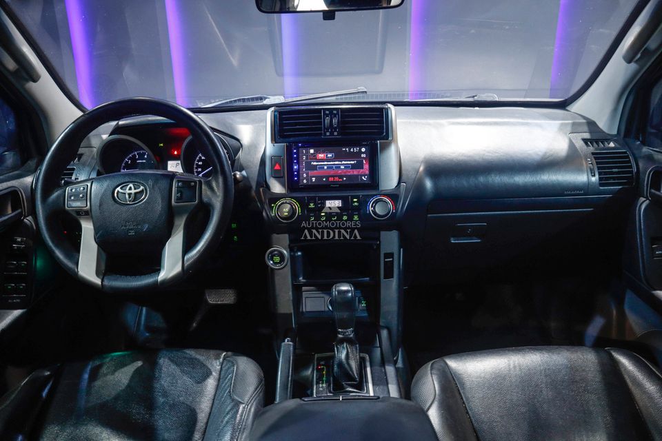 TOYOTA PRADO TX AMBISSION AT 4000CC 5P 2013