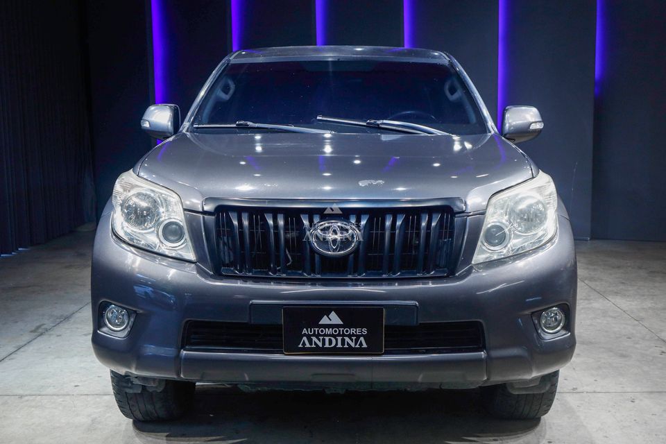 TOYOTA PRADO TX AMBISSION AT 4000CC 5P 2013