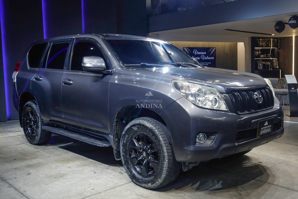 TOYOTA PRADO TX AMBISSION AT 4000CC 5P 2013