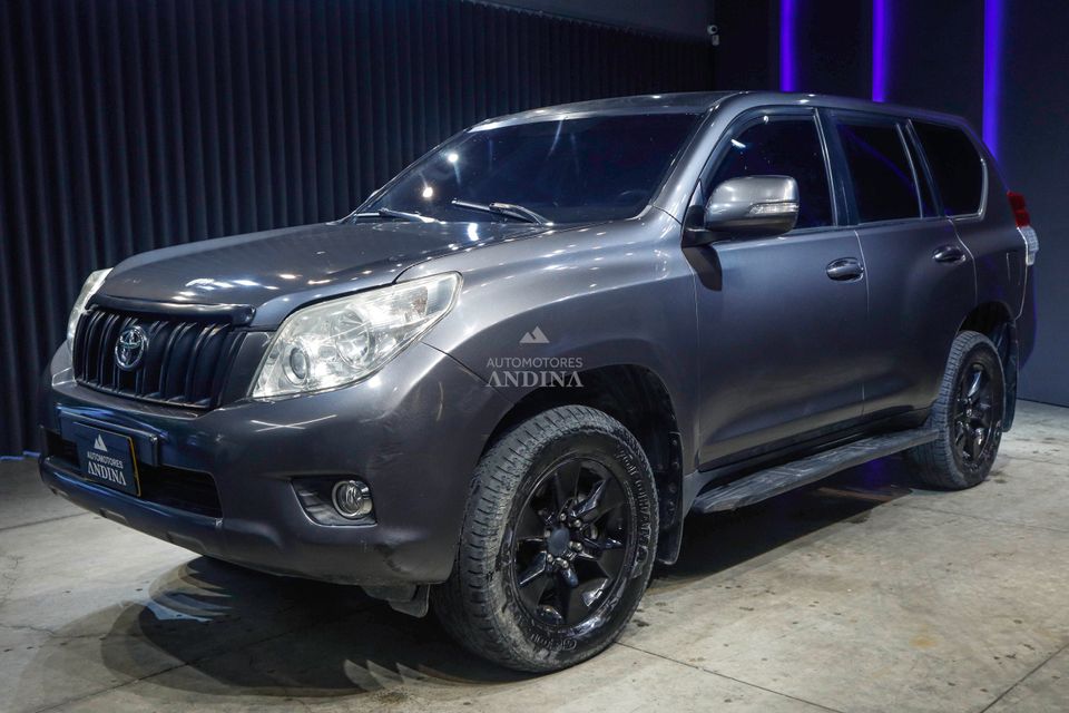 TOYOTA PRADO TX AMBISSION AT 4000CC 5P 2013