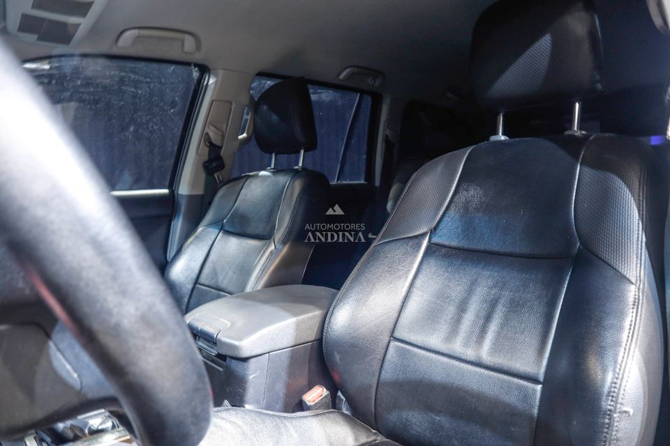 TOYOTA PRADO TX AMBISSION AT 4000CC 5P 2013