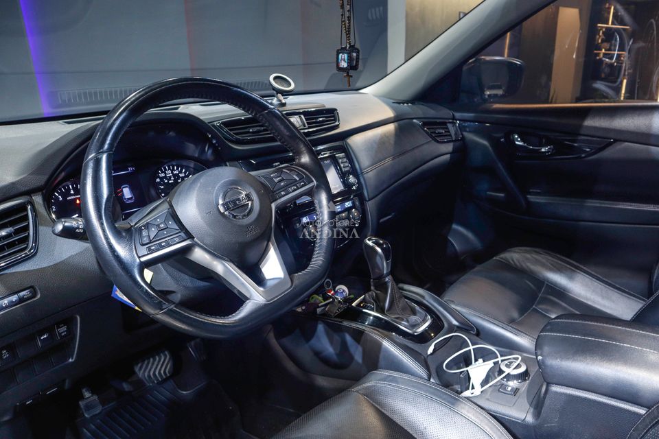 NISSAN X TRAIL ADVANCE TP 2500CC 4X2 ABS 2020