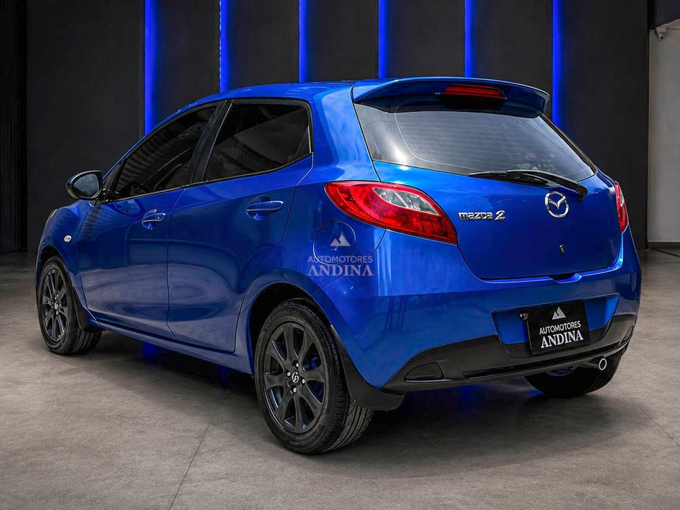 MAZDA 2 15HA1C AT 1500CC 5P 2013