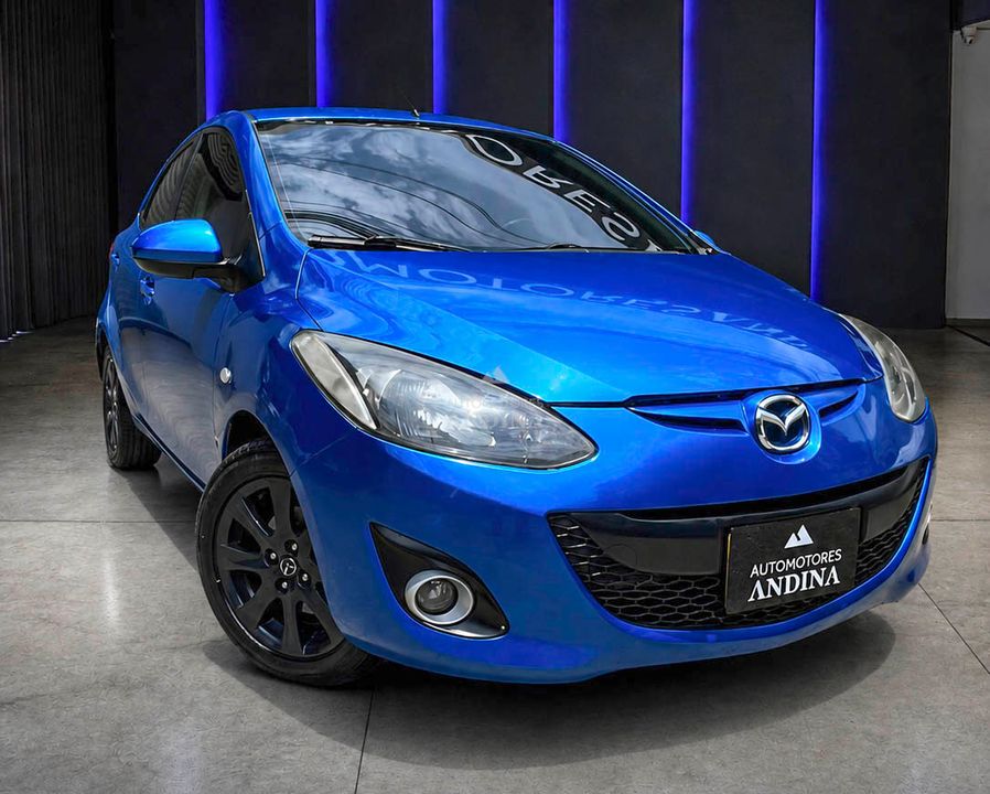 MAZDA 2 15HA1C AT 1500CC 5P 2013