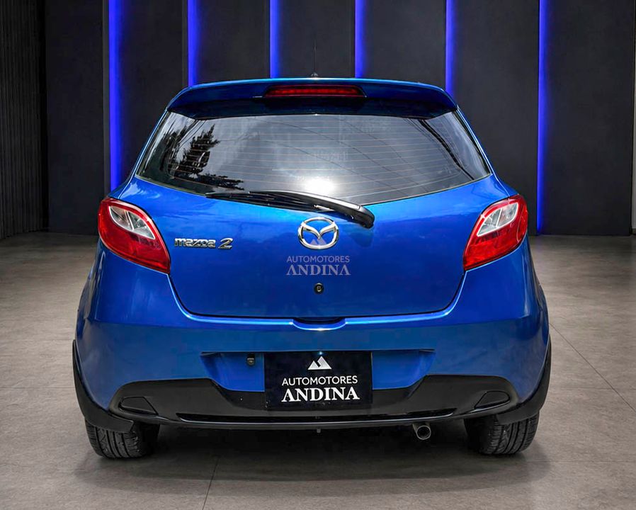 MAZDA 2 15HA1C AT 1500CC 5P 2013