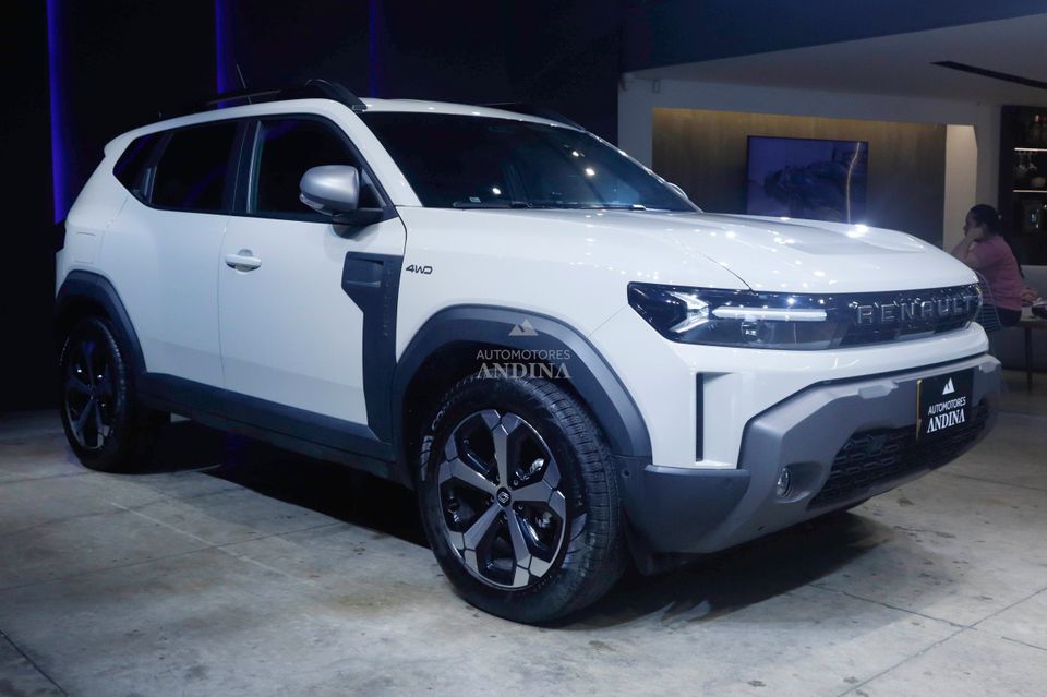 RENAULT DUSTER E-TECH TECHNO MT 1200CC 4X4 MHEV 2026