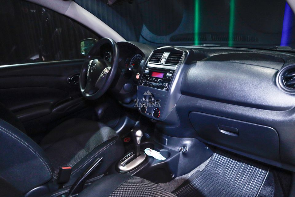 NISSAN VERSA ADVANCE AT 1600CC 2AB ABS 2019