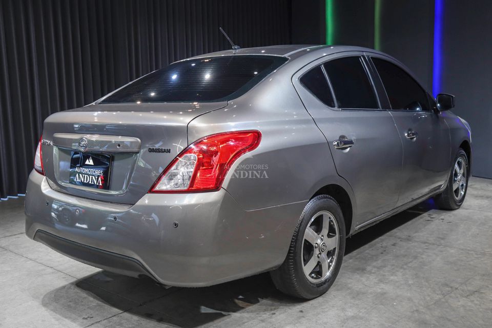 NISSAN VERSA ADVANCE AT 1600CC 2AB ABS 2019