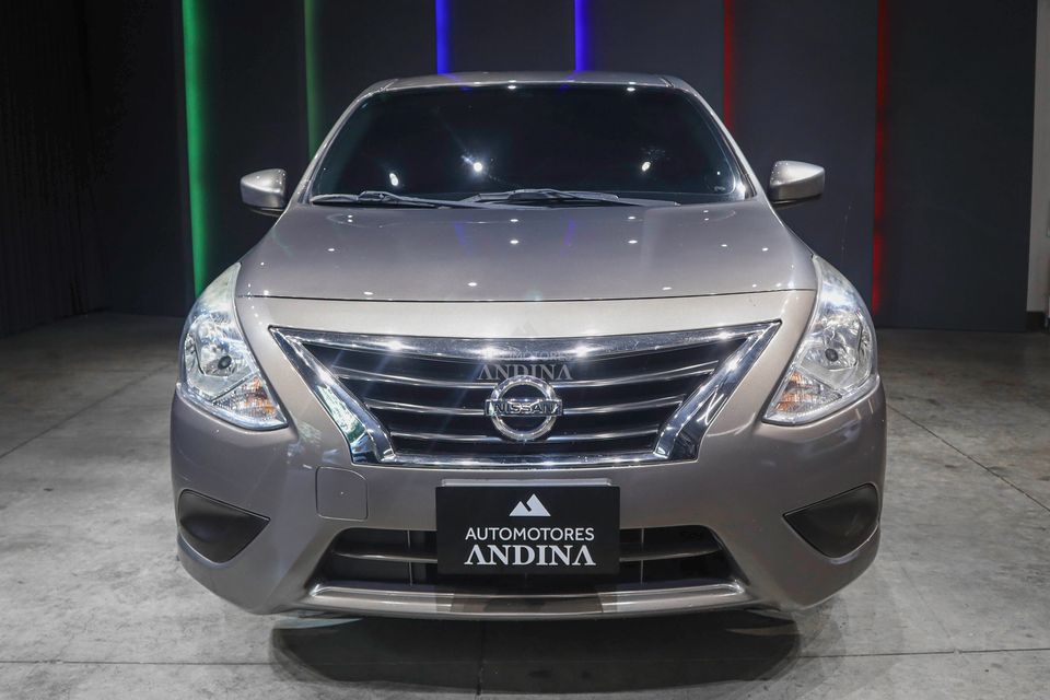NISSAN VERSA ADVANCE AT 1600CC 2AB ABS 2019