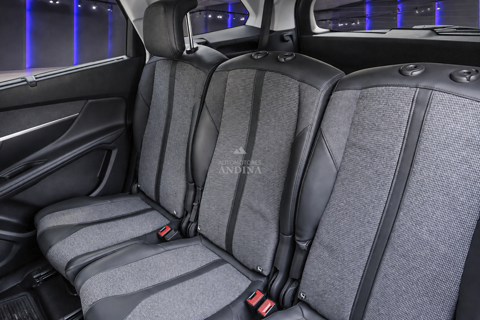 PEUGEOT 5008 ALLURE TP 1600CC T CT 2020