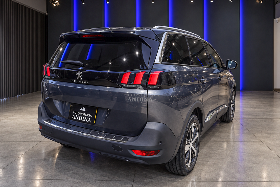 PEUGEOT 5008 ALLURE TP 1600CC T CT 2020