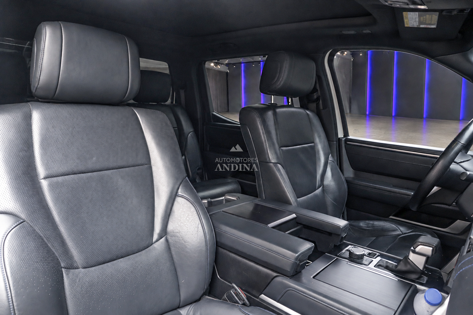 TOYOTA TUNDRA PLATINUM HYBRID AT 3500CC 4X4 T 2022