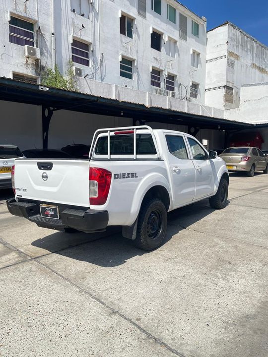 NISSAN NP 300 FRONTIER 2.5L MT 2500CC 4X2 AA 2AB ABS 2020