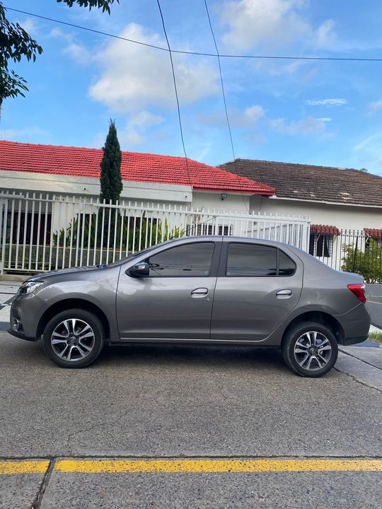 RENAULT LOGAN INTENS MT 1600CC 16V AA 4AB ABS TC 2023