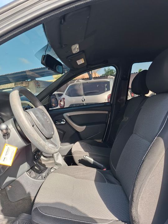 RENAULT DUSTER EXPRESSION MT 1600CC 4X2 2019