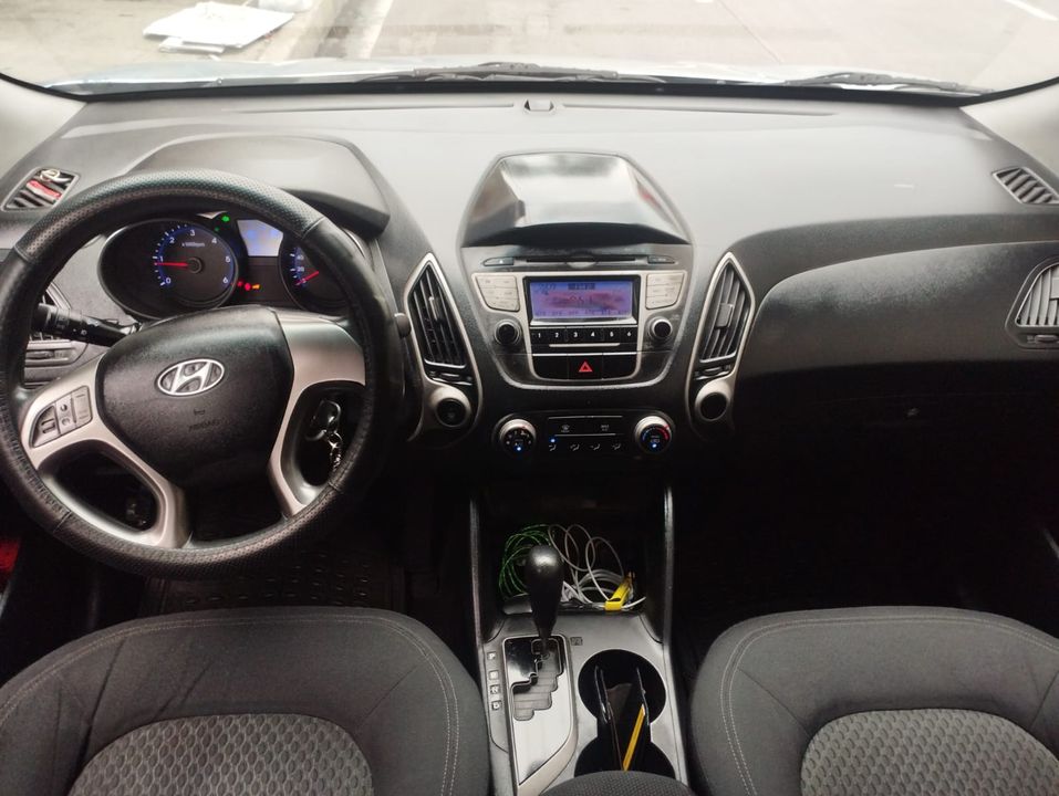 HYUNDAI TUCSON IX 35 2.0L AT 2000CC 4X2 2011