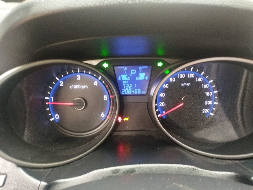 HYUNDAI TUCSON IX 35 2.0L AT 2000CC 4X2 2011